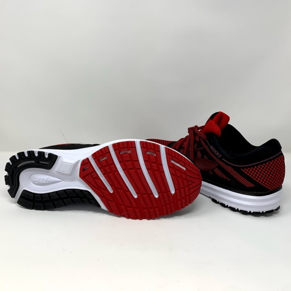 Brooks Revel Men's Training Running Shoes Red Blk - Picture 6 of 6